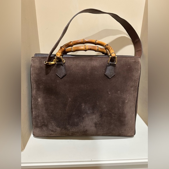 Authentic Gucci Large Bamboo Suede 2 way Carry Tote - Picture 3 of 9